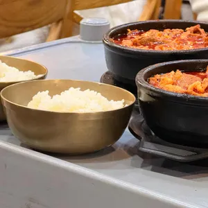 윤소인남산고단백장어죽집 대표 사진