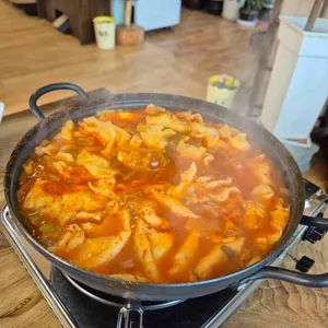 육남매고기집 사진 1