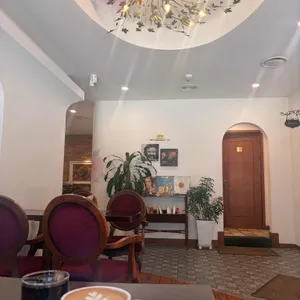 카페라리 대표 사진