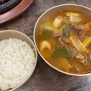 온천골 한우 가마솥국밥 사진 1