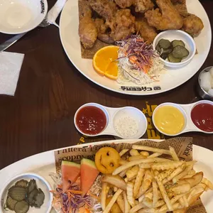 치어스 대표 사진