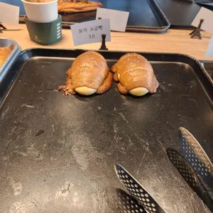 커피빵공장 대표 사진