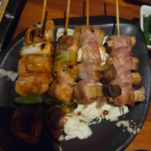 들락 대표 사진