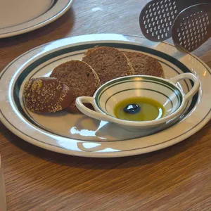 캐서롤 앤 모어 대표 사진