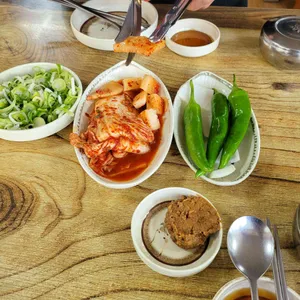 원조장작불곰탕 대표 사진