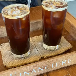 휘낭시에르 사진 1