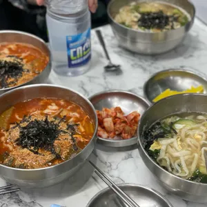 강릉현대장칼국수 대표 사진