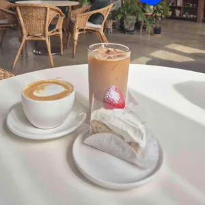 멜로우어텀 대표 사진