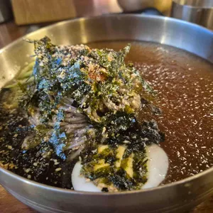 고씨네동해막국수 대표 사진