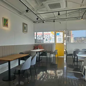 Hi,Whale 대표 사진