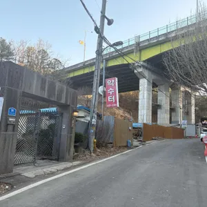 시월의 정원 대표 사진