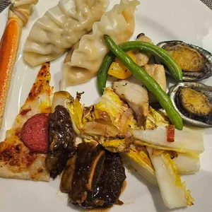 밀리토피아호텔 DINING 100 대표 사진