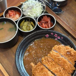 돈카미 대표 사진