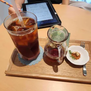 로스팅하우스 허깅 대표 사진