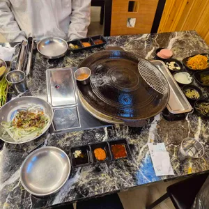 교동솥뚜껑삼겹살 사진 1