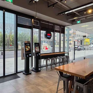 폴바셋 대표 사진