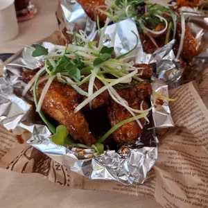 맥퀸스 대표 사진