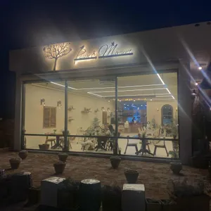 파우제모먼트 대표 사진