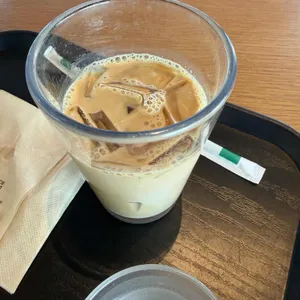 스타벅스 사진 2