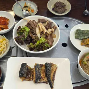 만애옥 대표 사진