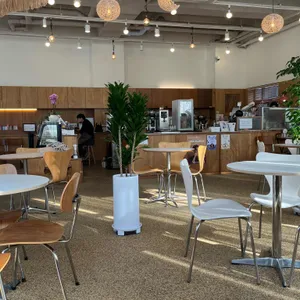 브라운 아일랜드 대표 사진