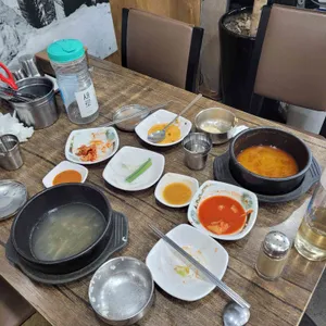 황제소고기국밥 대표 사진