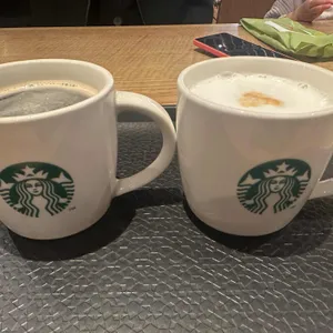 스타벅스 대표 사진