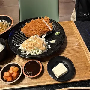 부엉이돈가스 사진