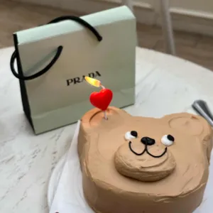 레이어드 대표 사진