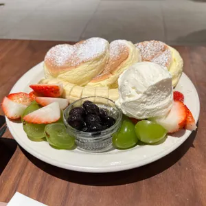 젠젠 대표 사진