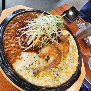 오늘한방누룽닭 대표 사진