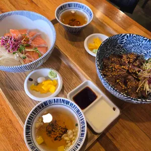 소를품은연어 사진 1