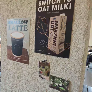 샬로우커피 리뷰 사진