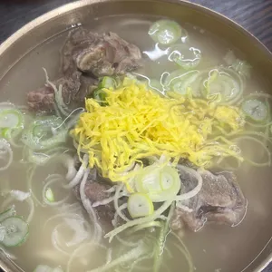 평이담백 뼈칼국수 대표 사진