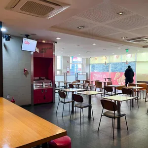 KFC 용인명지DT 대표 사진