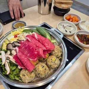 방이굴림만두떼굴 사진