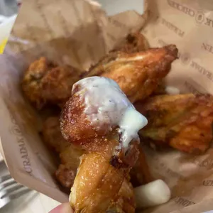 푸라닭 대표 사진