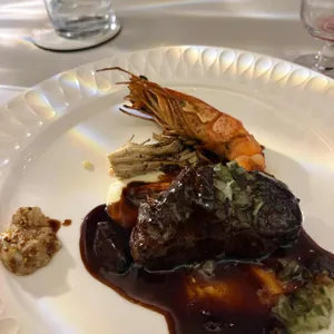 스펠바운드 대표 사진