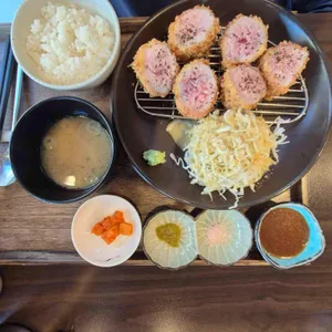 토라카츠 대표 사진