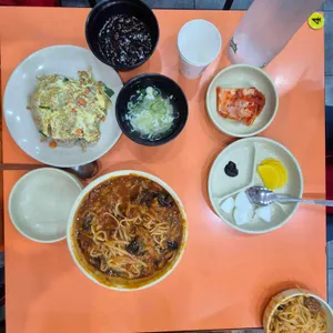 노벨반점 대표 사진