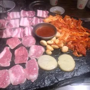 석암생소금구이 사진 1