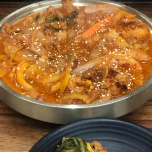 쌍둥이 순대국 대표 사진