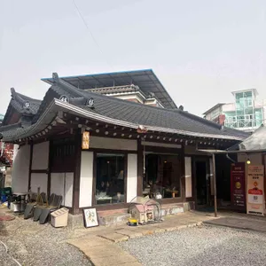 테이스팅 뮤지엄 대표 사진