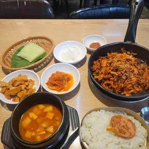 딸부자네불백 대표 사진