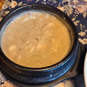 산이화 한정식 사진