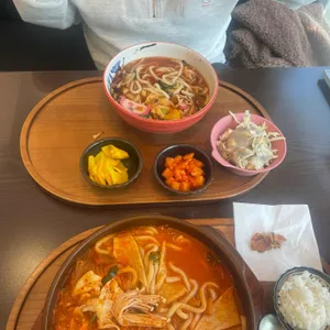 돈카춘 대표 사진