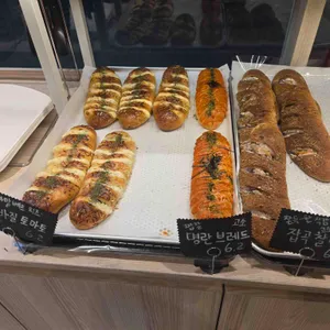 토모루베이커리 사진