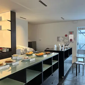 초석로스터스 대표 사진