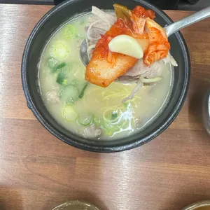 영진돼지국밥 대표 사진