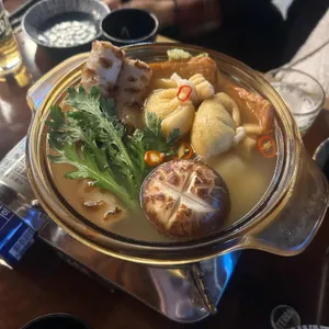 시선 대표 사진